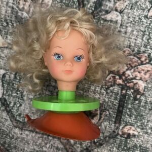 Vintage 1960s Large‎ Uneeda Vinyl Girl Doll Head 5" Tall Toy